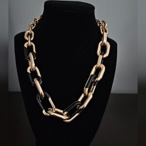 Chic Gold and Black Chain Necklace